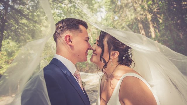 ajie-jones-wedding-photography-cotswolds-huddle (1)