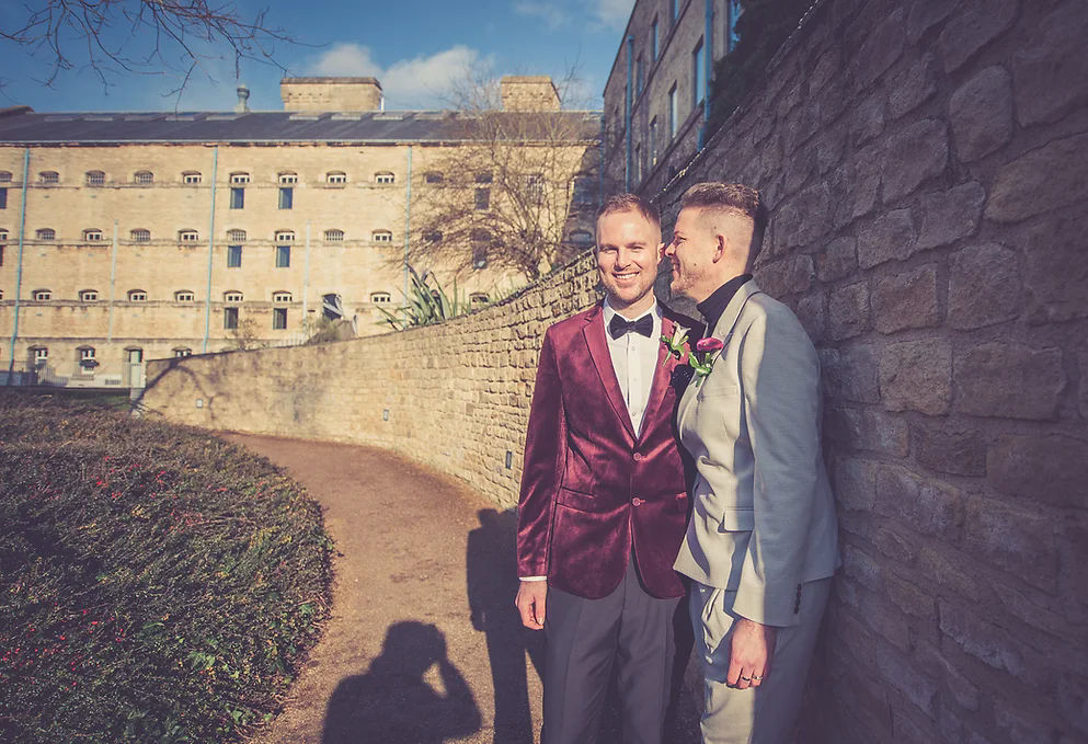 ajie-jones-wedding-photography-cotswolds-huddle (2)