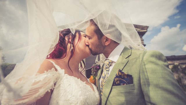 ajie-jones-wedding-photography-cotswolds-huddle (3)
