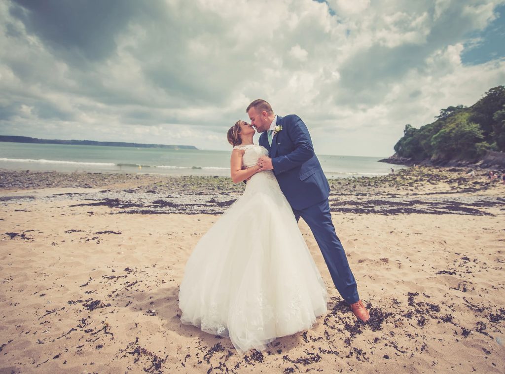 ajie-jones-wedding-photography-cotswolds-huddle (6)