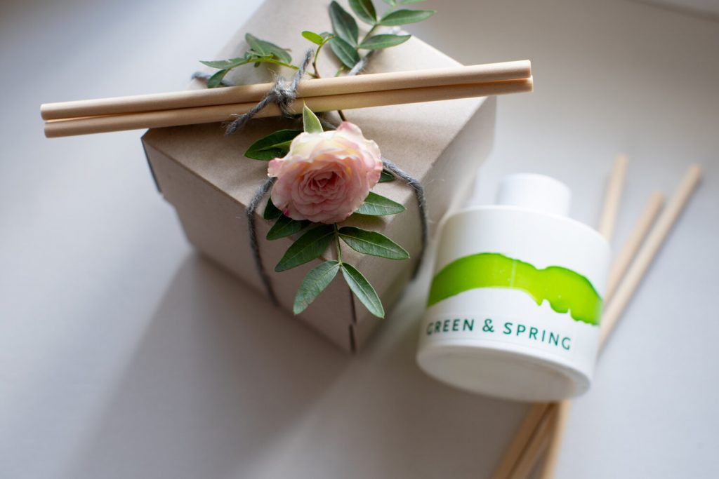 green-and-spring-cotswolds-huddle (1)