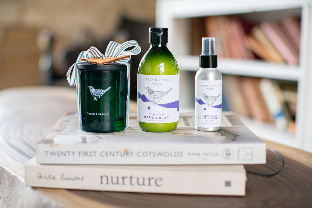 green-and-spring-cotswolds-huddle (5)