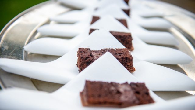 vanilla-pod-wedding-cakes-cotswolds-huddle (3)