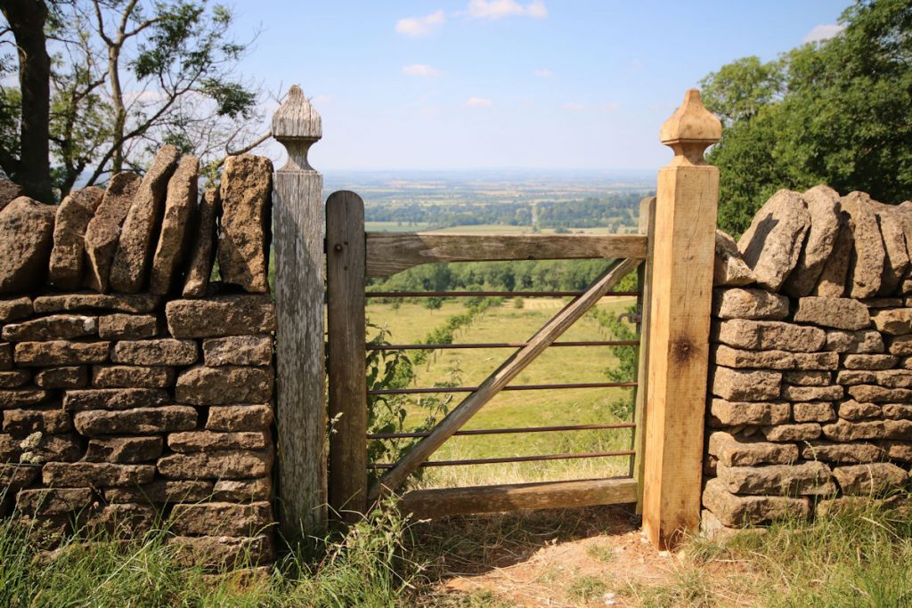 Best-Cotswold-Tours-Cotswolds-Huddle (11)