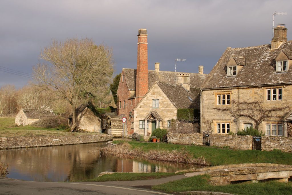 Best-Cotswold-Tours-Cotswolds-Huddle (16)