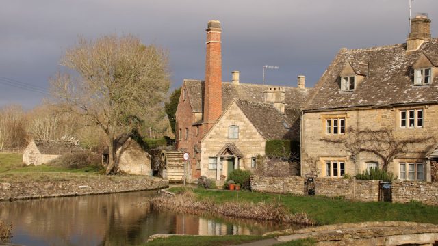 Best-Cotswold-Tours-Cotswolds-Huddle (16)