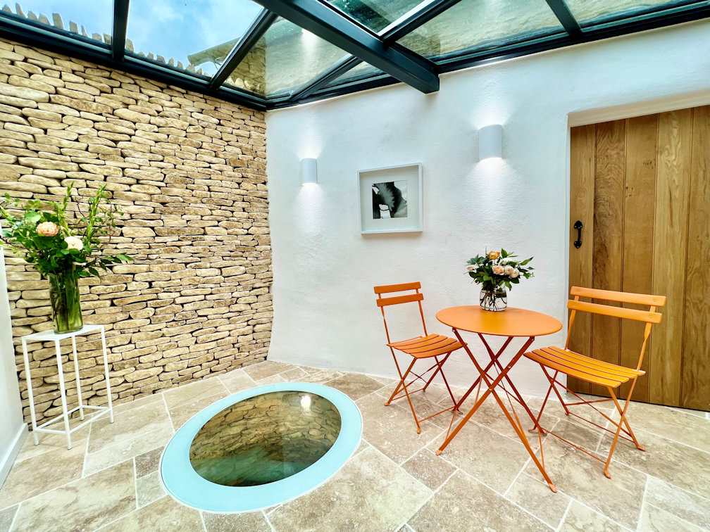 eco-chic-cottages-chestnuts-cotswolds-huddle (1)