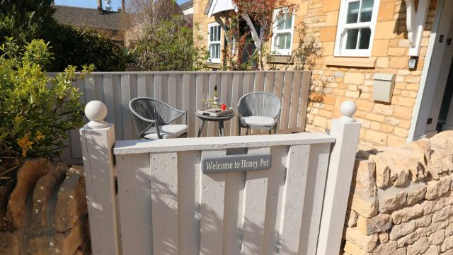 unique-cotswold-cottages-cotswolds-huddle (5)