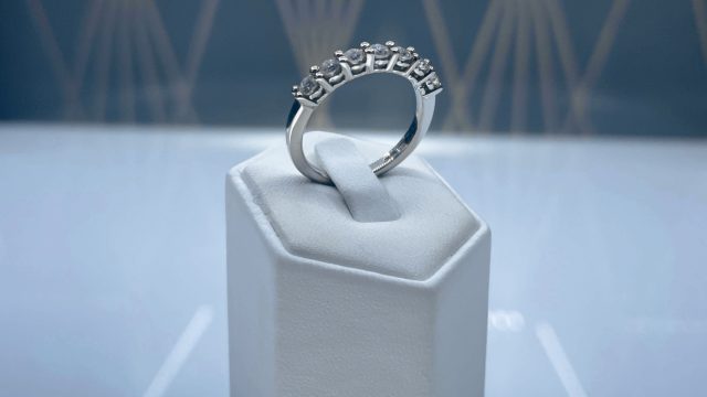 wedstones-jewellery-engagement-wedding-rings-cotswolds-huddle (2)