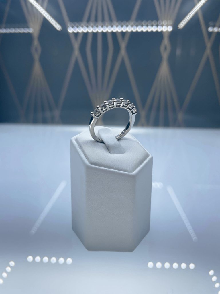 wedstones-jewellery-engagement-wedding-rings-cotswolds-huddle (2)