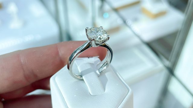 wedstones-jewellery-engagement-wedding-rings-cotswolds-huddle (3)