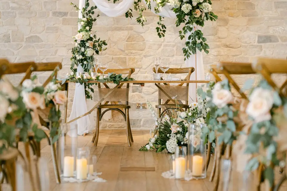ambience-wedding-venue-stylist-styling-cotswolds-huddle (1)