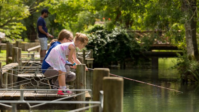 bibury-trout-farm-cirencester-cotswolds-huddle (8)