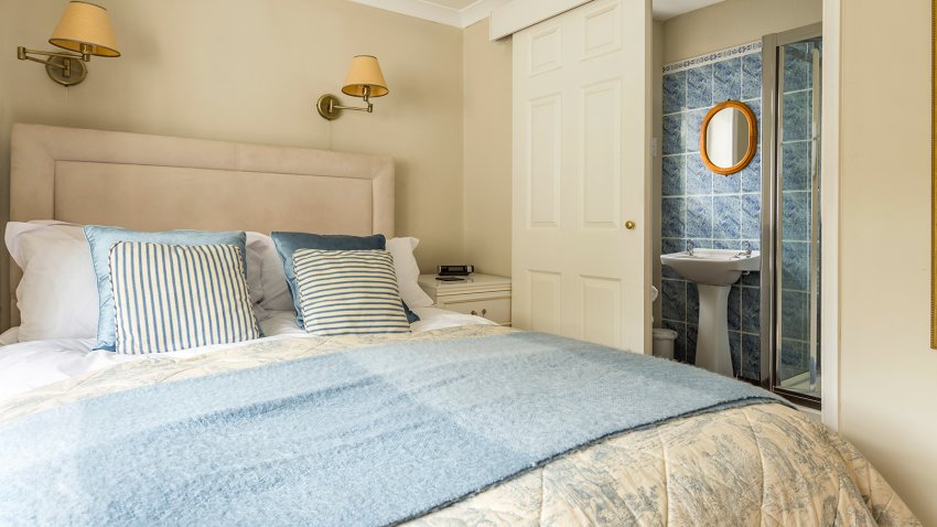 malvern-view-bed-and-breakfast-cleeve-hill-cheltenham-cotswolds-huddle (9)