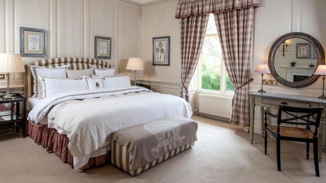 slaughters-manor-house-lower-slaughter-hotel-cotswolds-huddle (3)