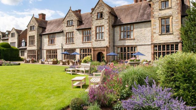 billesley-manor-country-house-hotel-restaurant-spa-love-stratford-upon-avon-cotswolds-huddle (1)