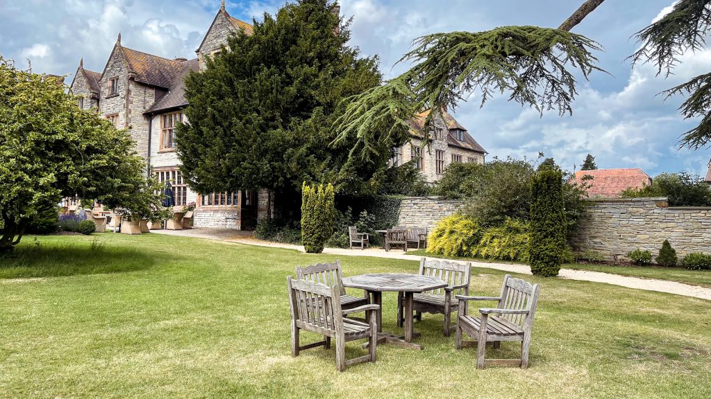 billesley-manor-country-house-hotel-restaurant-spa-love-stratford-upon-avon-cotswolds-huddle (18)