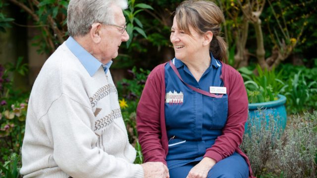 campden-home-nursing-cotswolds-huddle (2)