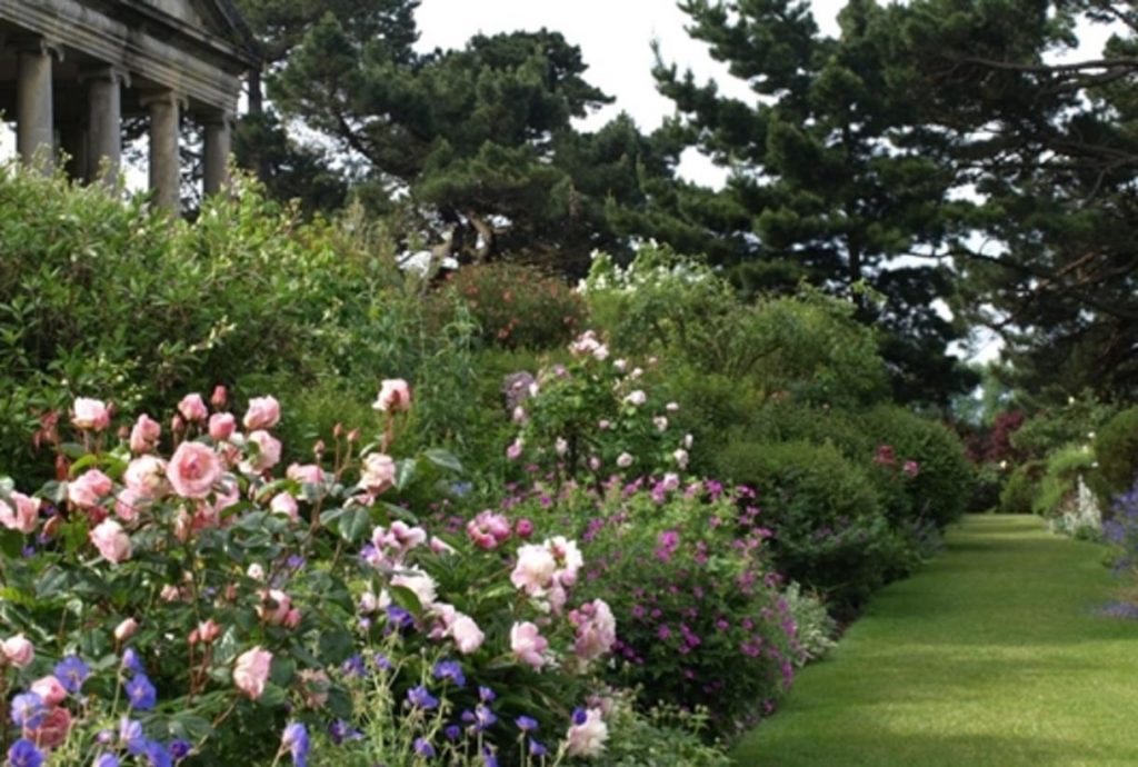 kiftsgate-court-gardens-chipping-campden-cotswolds-concierge (37)