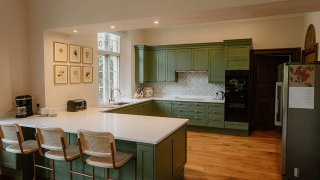 kiftsgate-court-holiday-cottage-accommodation-cotswolds-concierge (1)