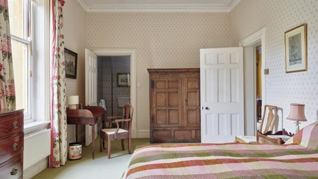 kiftsgate-court-holiday-cottage-accommodation-cotswolds-concierge (17)