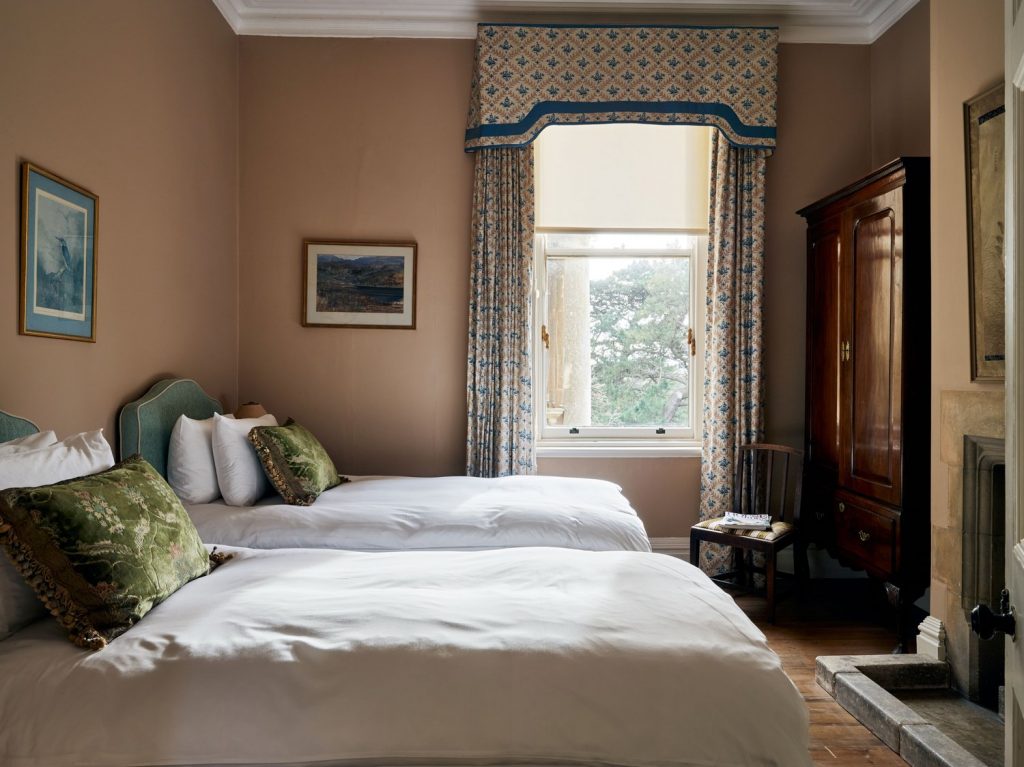 kiftsgate-court-holiday-cottage-accommodation-cotswolds-concierge (21)