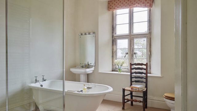 kiftsgate-court-holiday-cottage-accommodation-cotswolds-concierge (24)