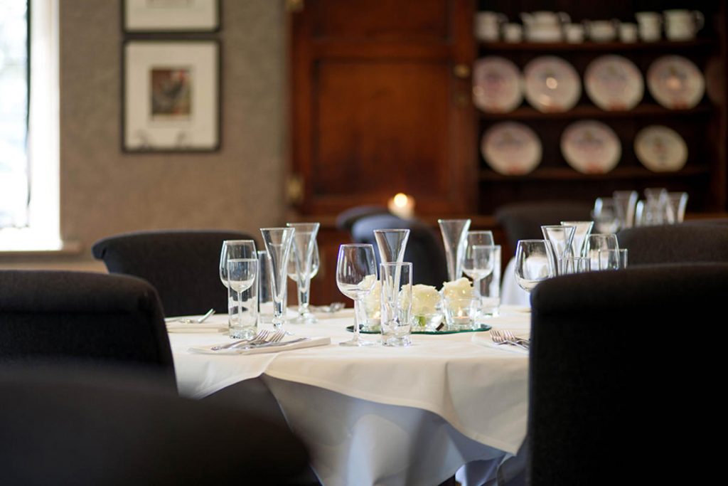 slaughters-country-inn-hotel-restaurant-cotswolds-huddle (5)