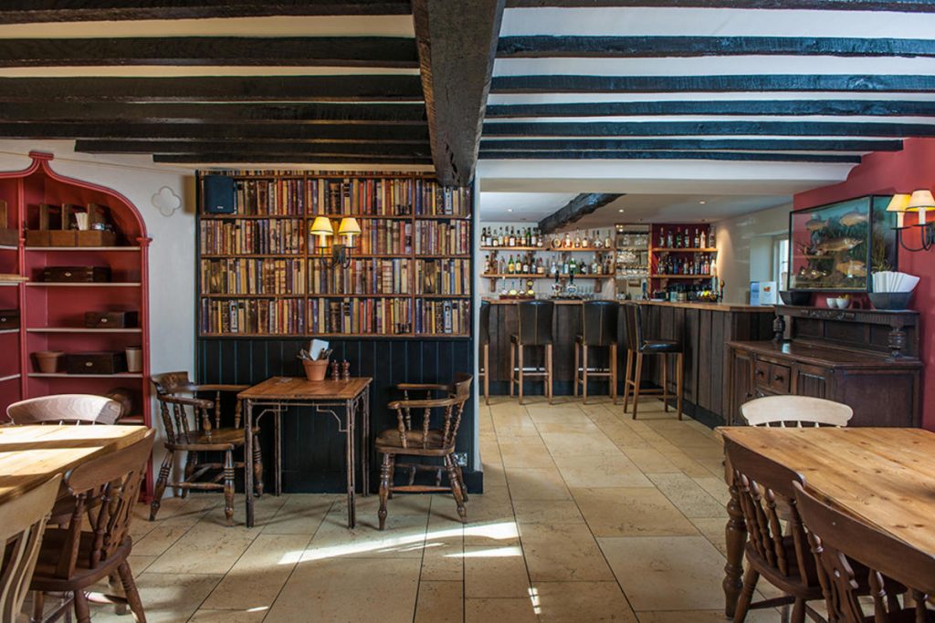 slaughters-country-inn-hotel-restaurant-cotswolds-huddle (6)