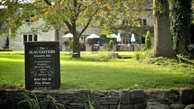 slaughters-country-inn-hotel-restaurant-cotswolds-huddle (8)