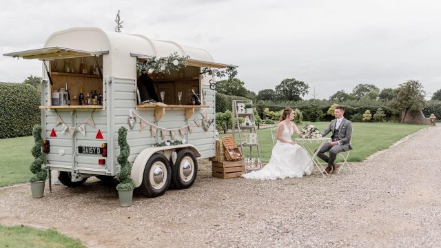 daisy-and-co-catering-cotswolds-huddle (1)