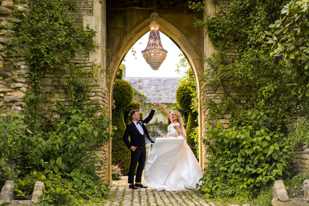daniella-marinos-wedding-photography-cotswolds-concierge (24)