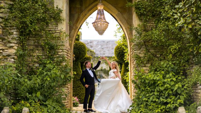 daniella-marinos-wedding-photography-cotswolds-concierge (24)
