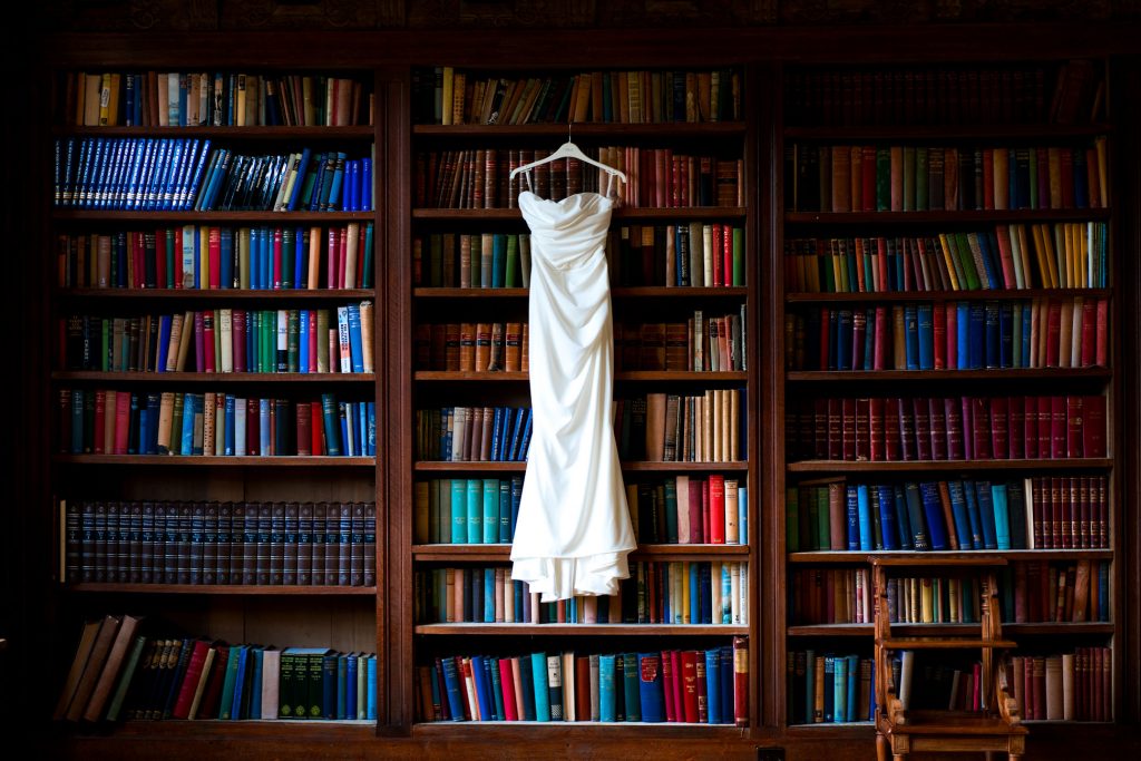 daniella-marinos-wedding-photography-cotswolds-huddle (11)