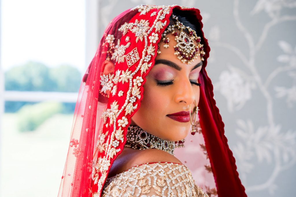 daniella-marinos-wedding-photography-cotswolds-huddle (12)