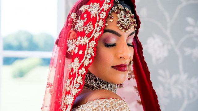 daniella-marinos-wedding-photography-cotswolds-huddle (12)