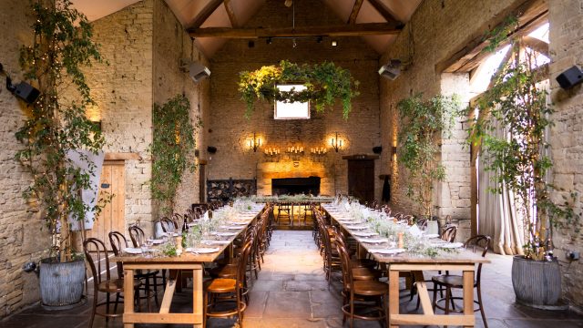 daniella-marinos-wedding-photography-cotswolds-huddle (14)