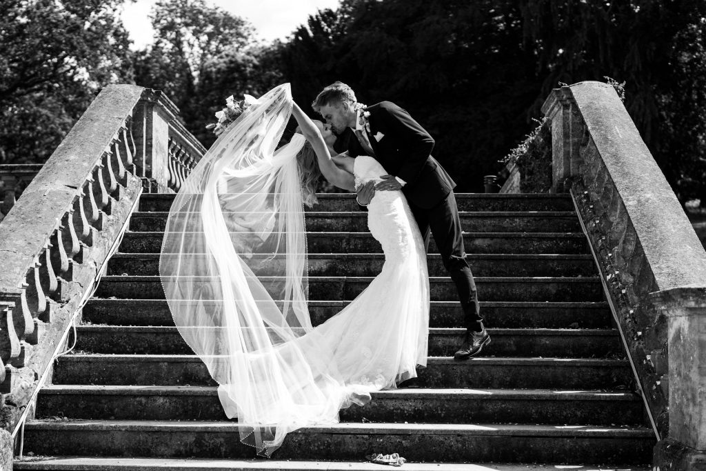 daniella-marinos-wedding-photography-cotswolds-huddle (6)