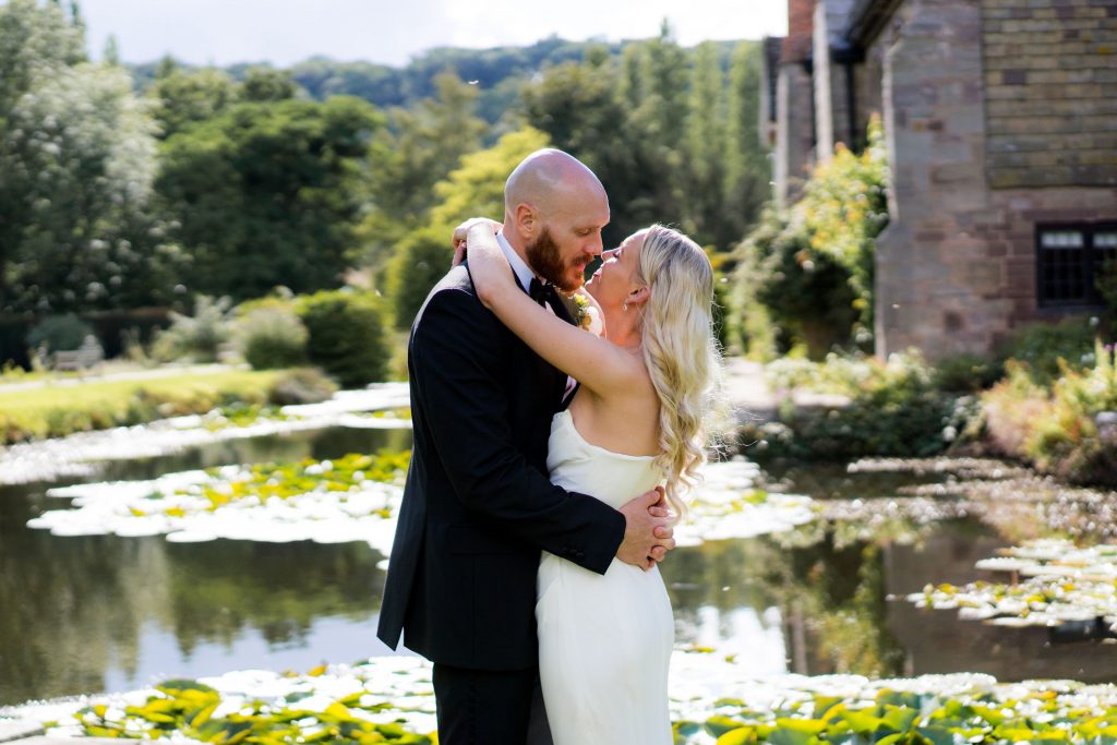 daniella-marinos-wedding-photography-cotswolds-huddle (8)