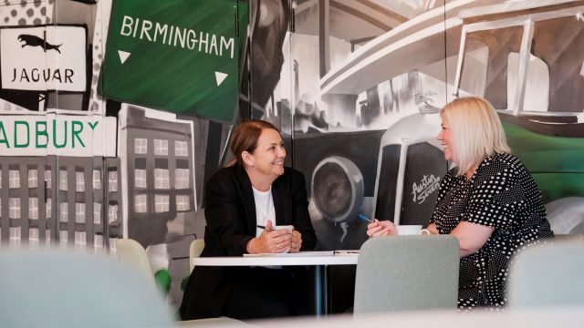 rupert-marlow-three-pin-media-cotswolds-huddle (10)