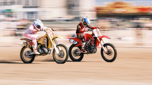 rupert-marlow-three-pin-media-cotswolds-huddle (5)