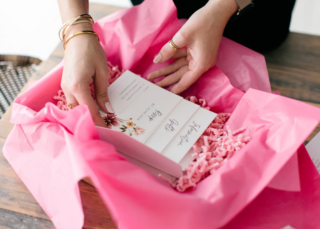 vintage-prints-wedding-invitations-cotswolds-huddle (6)