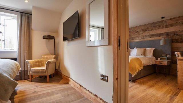 wild-thyme-and-honey-ampney-crucis-cirencester-cotswolds-huddle (10)