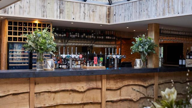 wild-thyme-and-honey-ampney-crucis-cirencester-cotswolds-huddle (15)