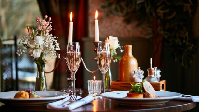 wild-thyme-and-honey-ampney-crucis-cirencester-cotswolds-huddle (3)