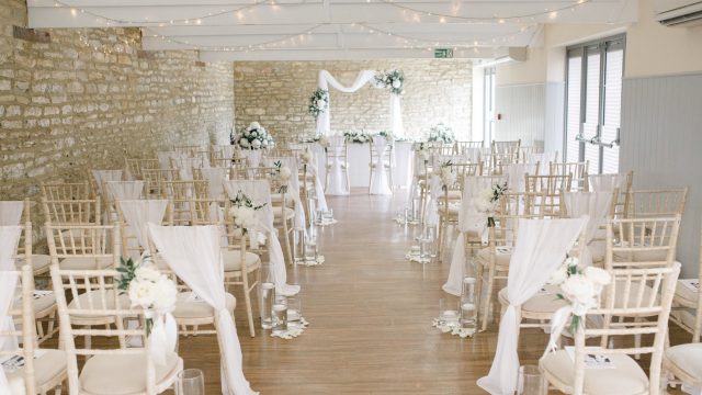 ambience-venue-styling-cheltenham-cotswolds-huddle (3)