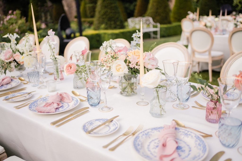 corky-and-prince-wedding-florist-cotswolds-huddle (11)