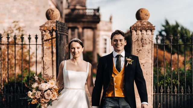 corky-and-prince-wedding-florist-cotswolds-huddle (15)