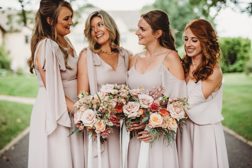 corky-and-prince-wedding-florist-cotswolds-huddle (4)