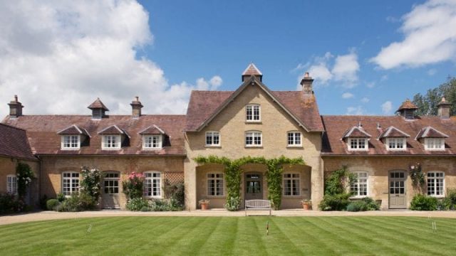 luxury-cotswold-rentals-luxurious-holiday-cottages-cotswolds-huddle (34)